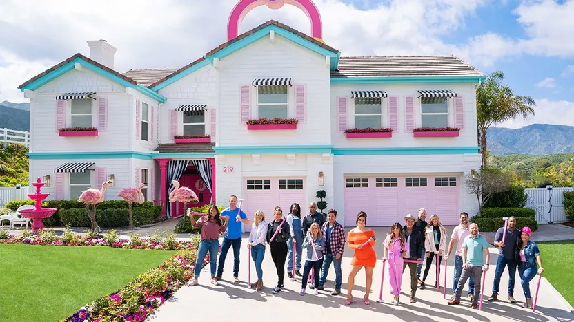 Want To Live Just Like Barbie? ‘Barbie Dreamhouse Challenge’ Shows the Way