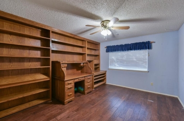 1615 Northridge Drive, Texas, 76012, 3 Bedrooms Bedrooms, 8 Rooms Rooms,2 BathroomsBathrooms,Residential,For Sale,Northridge,14707881