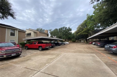 1909 CHASEWOOD Circle, Texas, 76011, 1 Bedroom Bedrooms, 3 Rooms Rooms,1 BathroomBathrooms,Residential,For Sale,Chasewood,CHASEWOOD,14748227
