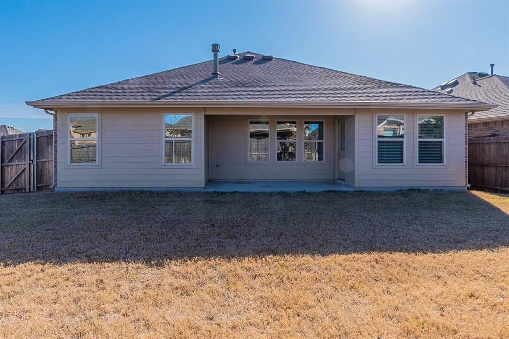 1302 Crescent View Drive, Texas, 75409, 4 Bedrooms Bedrooms, 2 Rooms Rooms,2 BathroomsBathrooms,Residential,For Sale,Crescent View,14756203