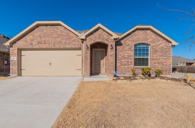 1302 Crescent View Drive, Texas, 75409, 4 Bedrooms Bedrooms, 2 Rooms Rooms,2 BathroomsBathrooms,Residential,For Sale,Crescent View,14756203