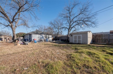 619 Waverly Drive, Texas, 75208, 3 Bedrooms Bedrooms, 2 Rooms Rooms,1 BathroomBathrooms,Residential,For Sale,Waverly,14757728