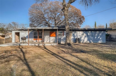 5428 Whitman Avenue, Texas, 76133, 3 Bedrooms Bedrooms, 9 Rooms Rooms,2 BathroomsBathrooms,Residential,For Sale,Whitman,14744901