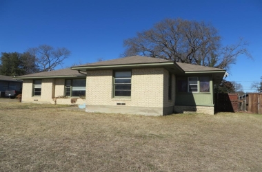 2117 iLLINOIS Avenue, Texas, 75216, 3 Bedrooms Bedrooms, 10 Rooms Rooms,2 BathroomsBathrooms,Residential,For Sale,iLLINOIS,14754718
