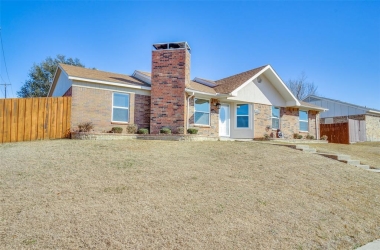 2002 High Bluff Drive, Texas, 75041, 5 Bedrooms Bedrooms, 10 Rooms Rooms,2 BathroomsBathrooms,Residential,For Sale,High Bluff,14762366