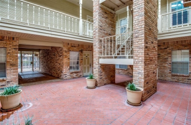 5325 Bent Tree Forest Drive, Texas, 75248, 1 Bedroom Bedrooms, 6 Rooms Rooms,1 BathroomBathrooms,Residential,For Sale,Parkway Quarter Cond,Bent Tree Forest,14761413