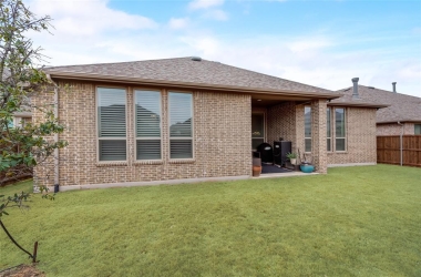2012 Eagle Boulevard, Texas, 76052, 4 Bedrooms Bedrooms, 6 Rooms Rooms,3 BathroomsBathrooms,Residential,For Sale,Eagle,14759554