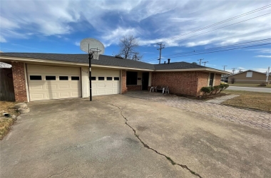 1118 Patricia Street, Texas, 75060, 3 Bedrooms Bedrooms, 6 Rooms Rooms,2 BathroomsBathrooms,Residential,For Sale,Patricia,14763000