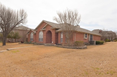 2602 Barger Lane, Texas, 75048, 3 Bedrooms Bedrooms, 10 Rooms Rooms,2 BathroomsBathrooms,Residential,For Sale,Barger,14763322