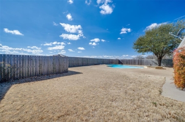 1583 County Road 613, Texas, 75442, 3 Bedrooms Bedrooms, 7 Rooms Rooms,2 BathroomsBathrooms,Residential,For Sale,County Road 613,14759536
