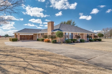1583 County Road 613, Texas, 75442, 3 Bedrooms Bedrooms, 7 Rooms Rooms,2 BathroomsBathrooms,Residential,For Sale,County Road 613,14759536