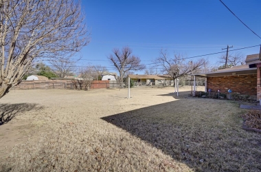 1164 Valley View Drive, Texas, 76053, 3 Bedrooms Bedrooms, 10 Rooms Rooms,2 BathroomsBathrooms,Residential,For Sale,Valley View,14762378