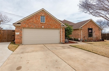 8357 Emerald Circle, Texas, 76180, 4 Bedrooms Bedrooms, 9 Rooms Rooms,2 BathroomsBathrooms,Residential,For Sale,Emerald,14764468