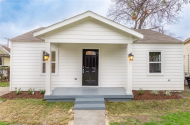 3124 8th Avenue, Tarrant, 76110, 2 Bedrooms Bedrooms, 5 Rooms Rooms,1 BathroomBathrooms,Residential,For Sale,8th,14256560
