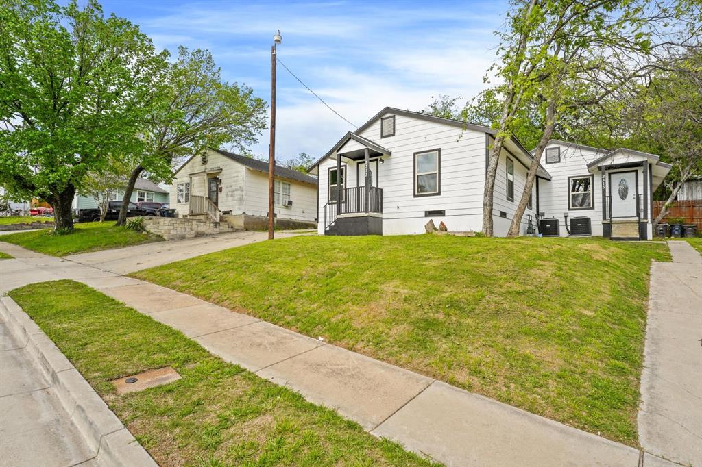2315 Grayson Avenue, Fort Worth, 76106, 4 Bedrooms Bedrooms, ,2 BathroomsBathrooms,Residential,For Sale,Grayson,20552478