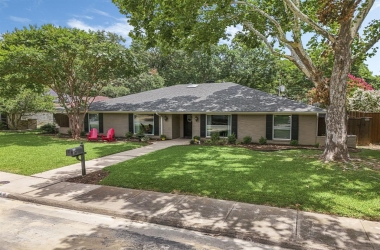 6818 Truxton Drive, Dallas, 75231, 4 Bedrooms Bedrooms, ,3 BathroomsBathrooms,Residential,For Sale,Truxton,20645833