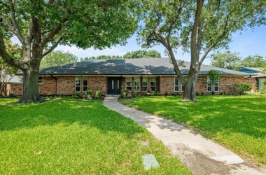 13925 Tanglewood Drive, Farmers Branch, 75234, 4 Bedrooms Bedrooms, ,3 BathroomsBathrooms,Residential,For Sale,Tanglewood,20653353